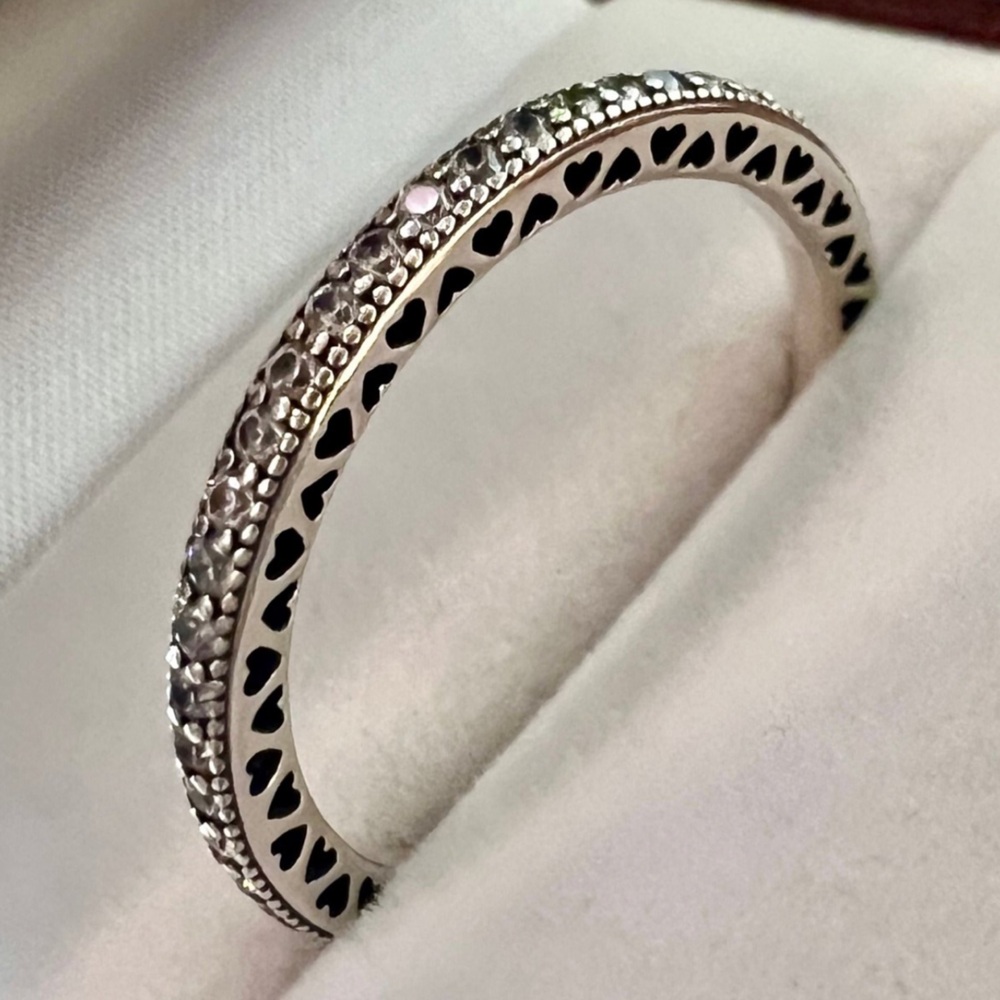 ❌SOLD❌Pandora Sparkle and Hearts CZ Eterity Ring Size 9 - Hard to find size! - Picture 3 of 16